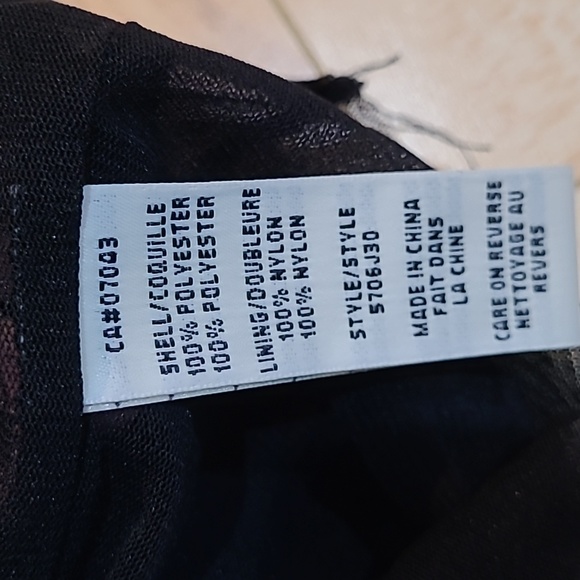 Max Studio women's small black sleeveless top - Picture 4 of 7